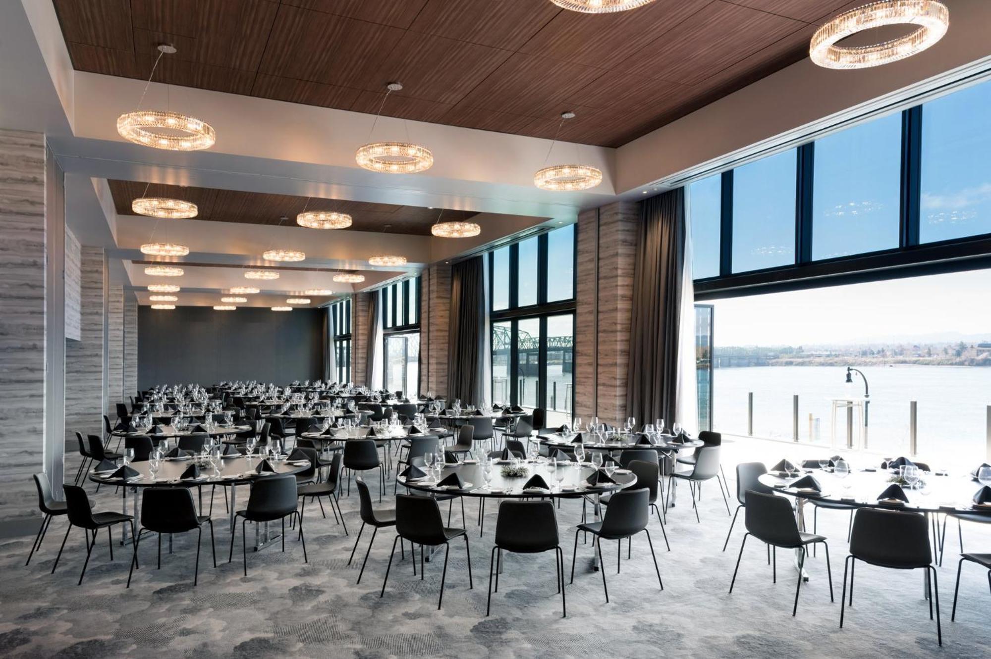Hotel Indigo Vancouver Dwtn - Portland Area By Ihg Exterior photo