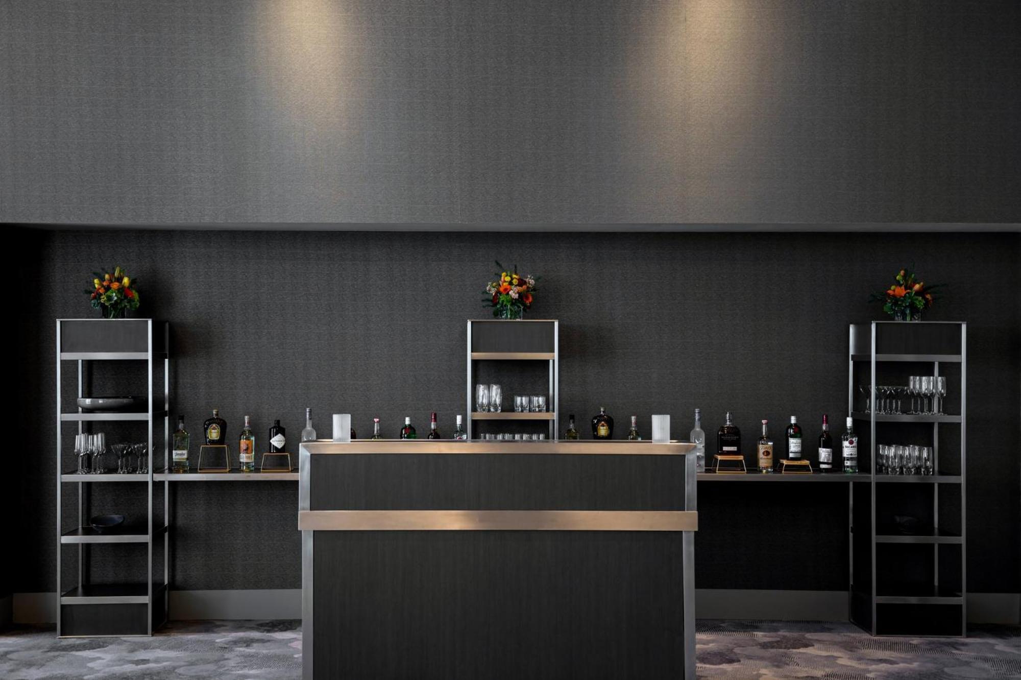Hotel Indigo Vancouver Dwtn - Portland Area By Ihg Exterior photo